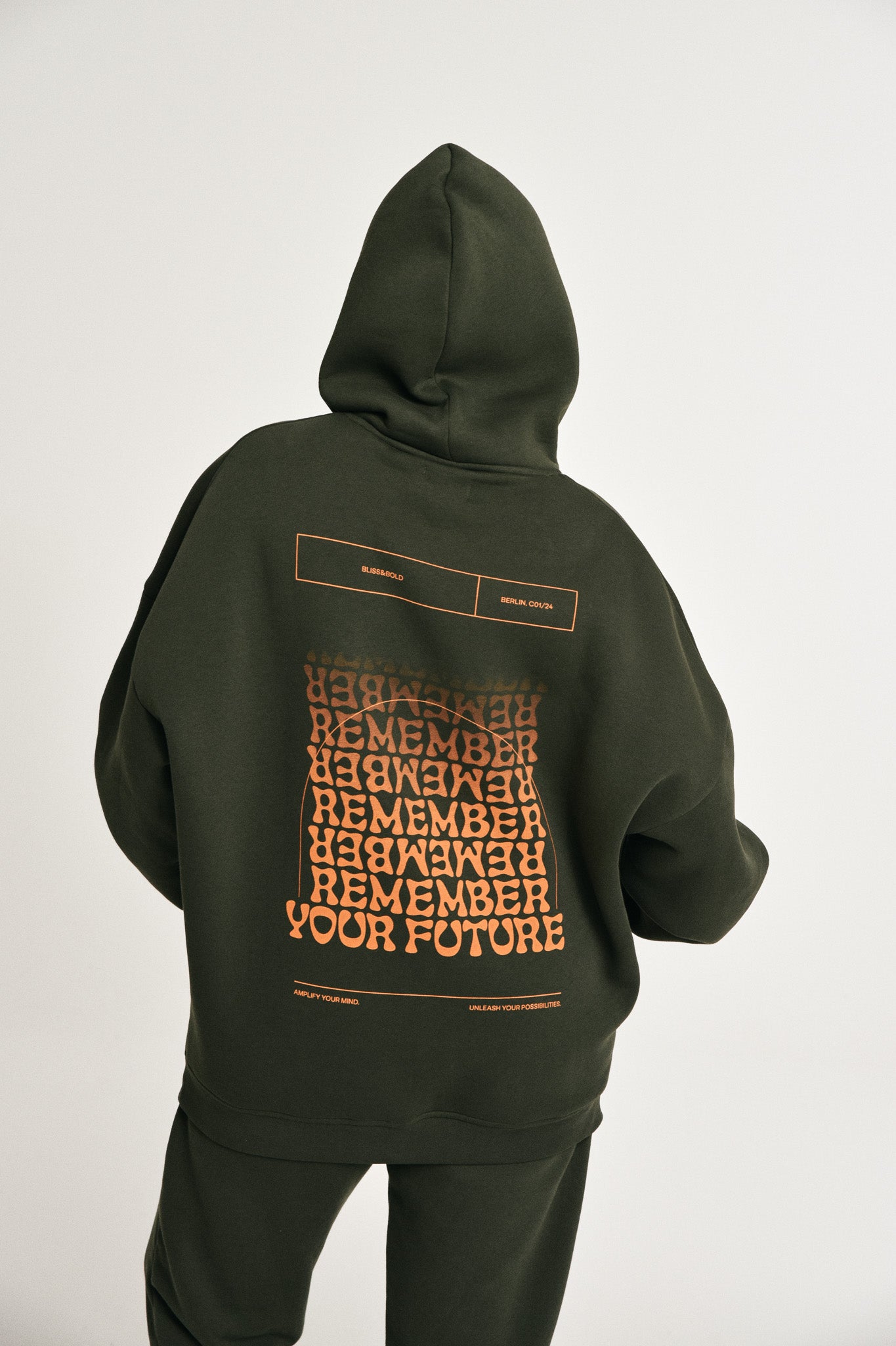 Oversized Hoodie Oil Green Remember your future