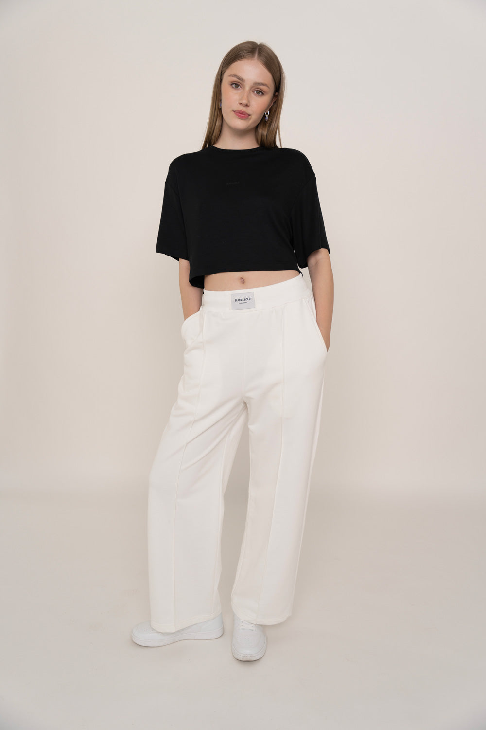 CROPPED TSHIRT BLACK