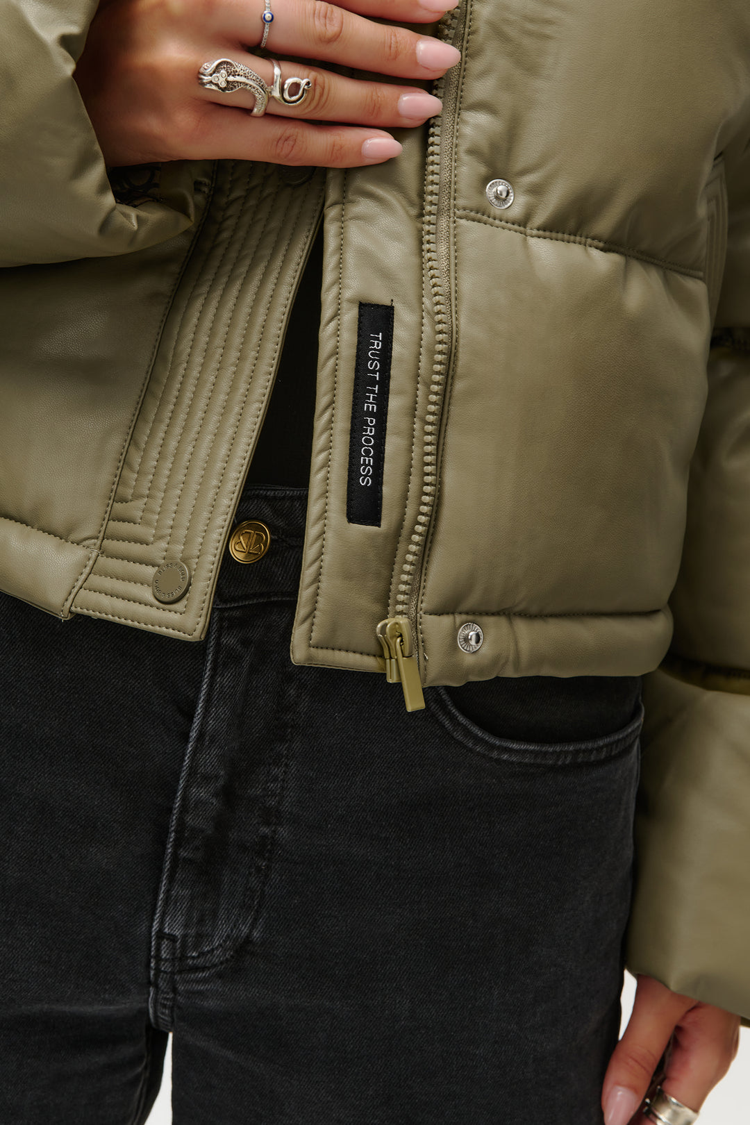 LUMA JACKET KHAKI