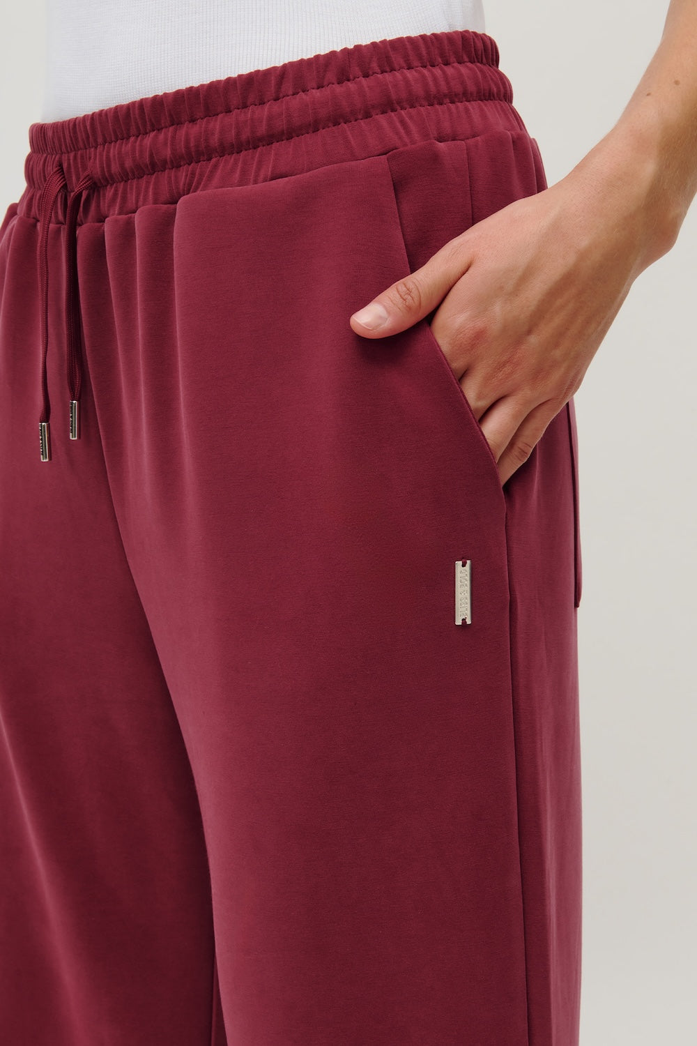 RUBY MODAL PANTS BURGUNDY