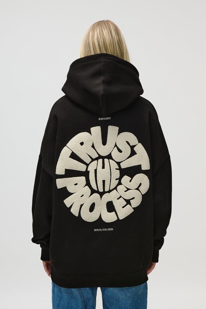 SEYDA OVERSIZED HOODIE BLACK TRUST THE PROCESS