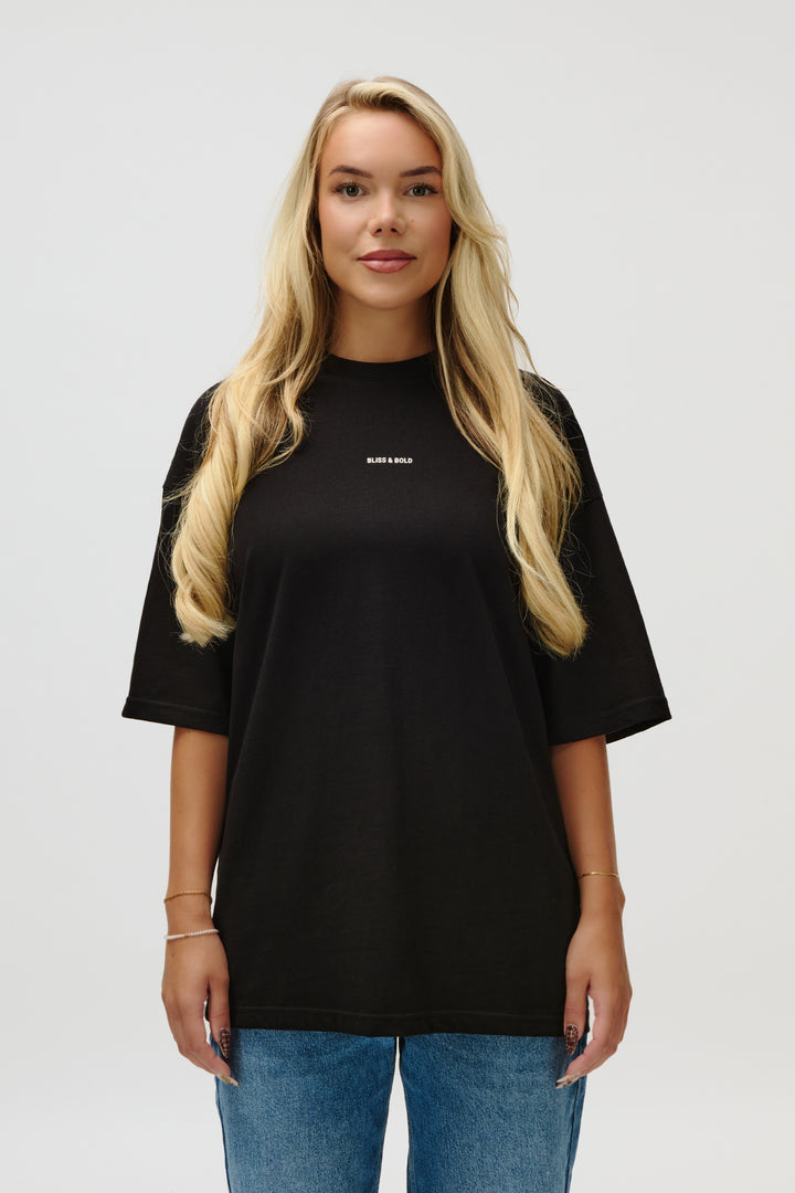 JUNO OVERSIZED TSHIRT BLACK TRUST THE PROCESS