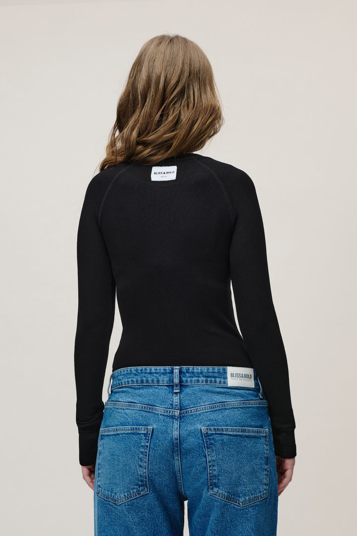 RUNA LONGSLEEVE BLACK