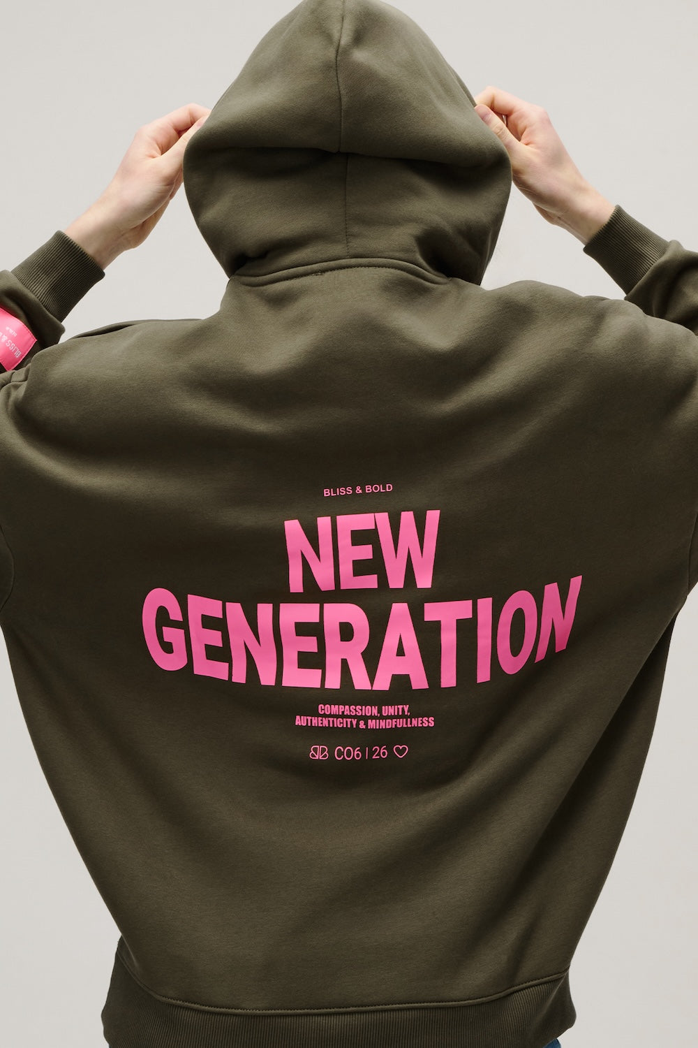 SEYDA OVERSIZED HOODIE OLIVE NEW GEN