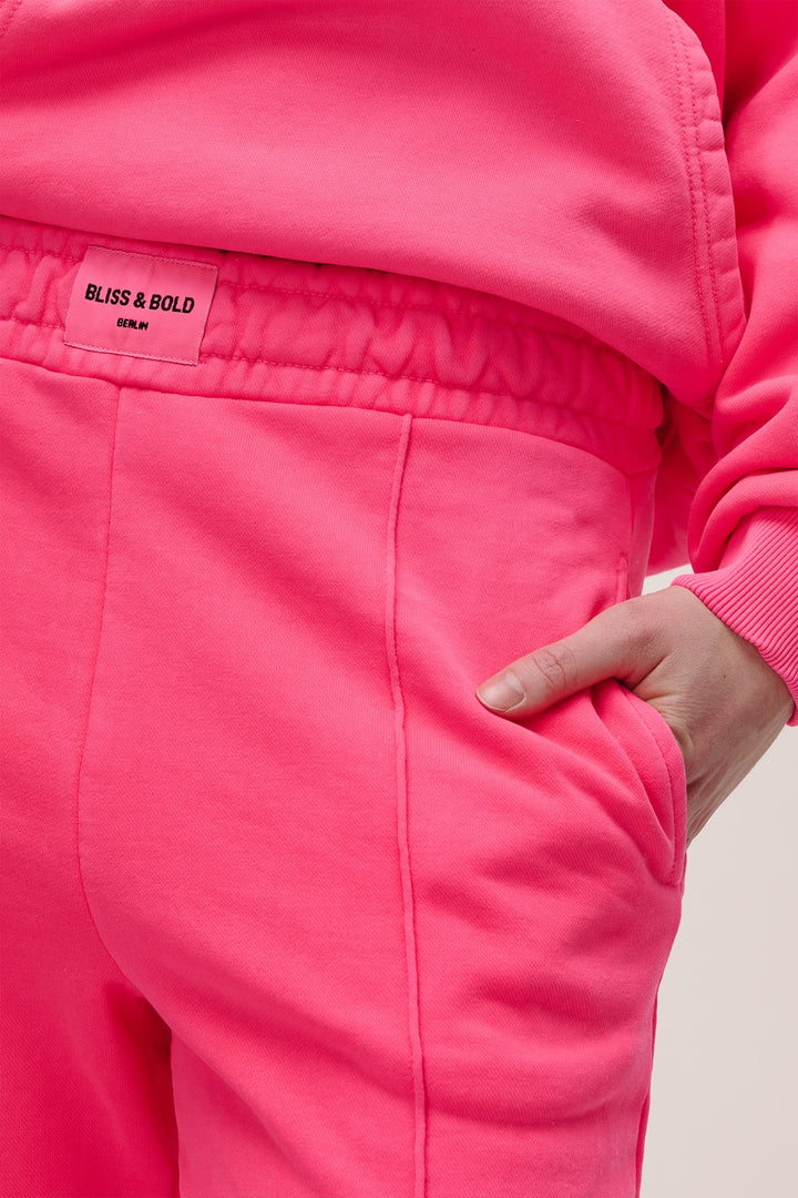 SIGNATURE PANTS NEON PINK
