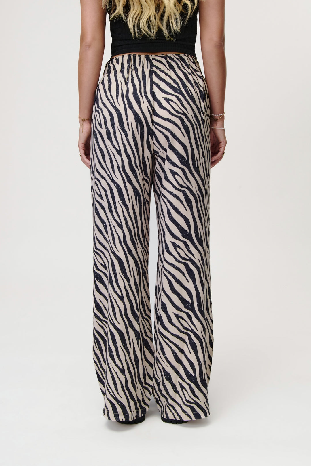 LIZ WOVEN STRAIGHT PANTS ZEBRA