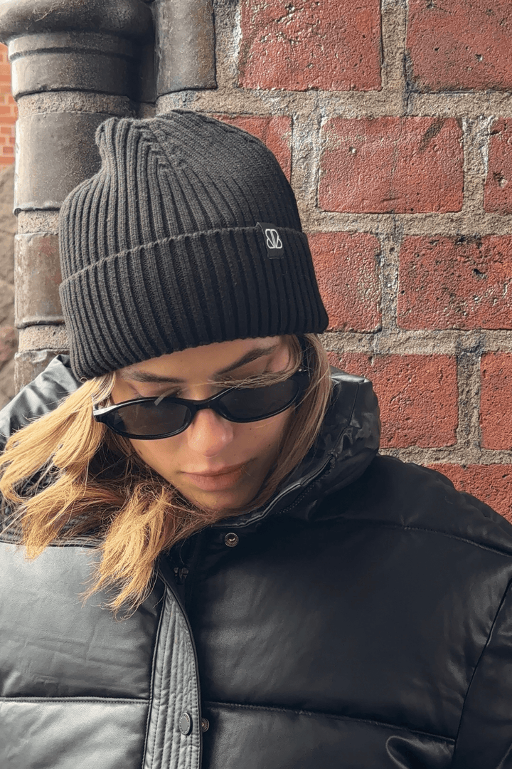 ROMY BEANIE BLACK